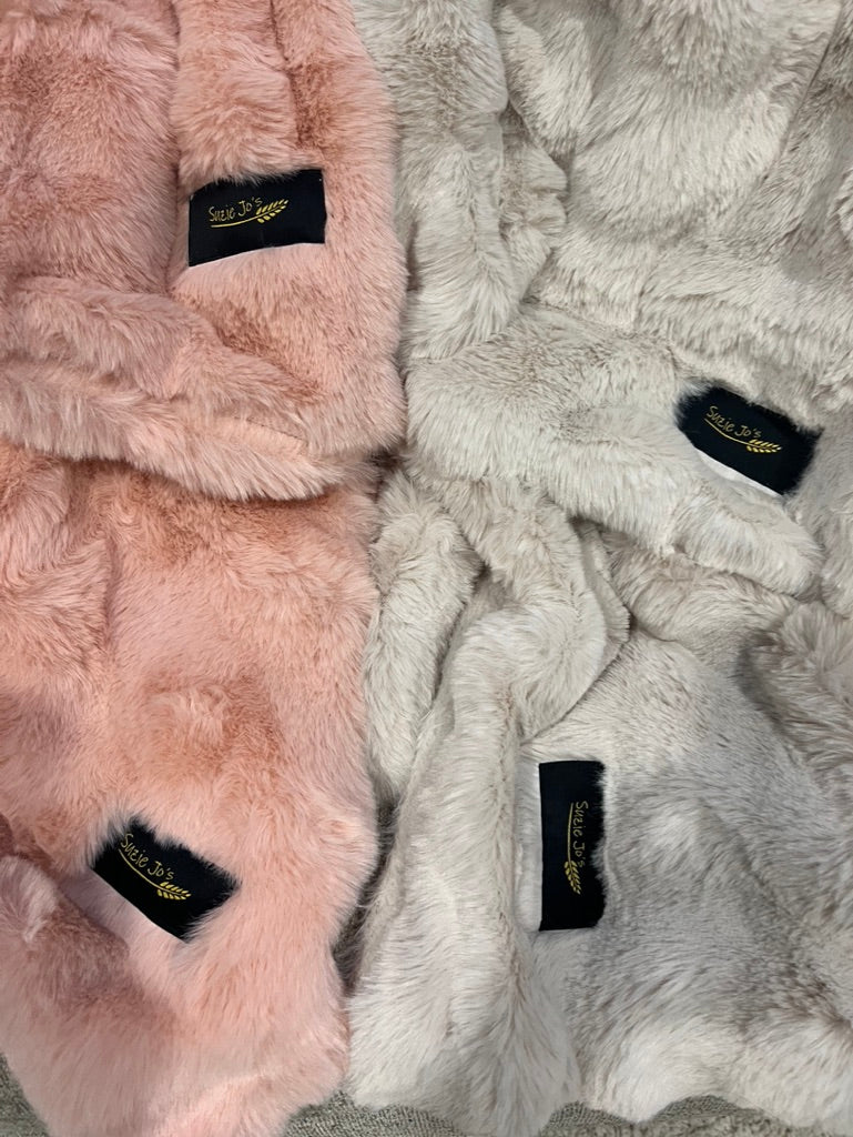 50" X 60" Luxury Bubble Blanket